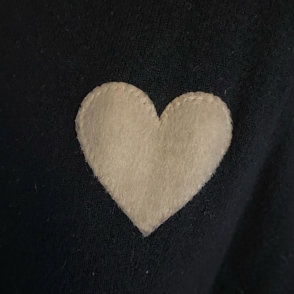 Cozy black sweater with hearts! - Picture 2 of 5